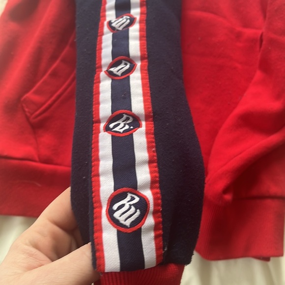 Men's Rocawear Pullover Hoodie - Picture 3 of 4